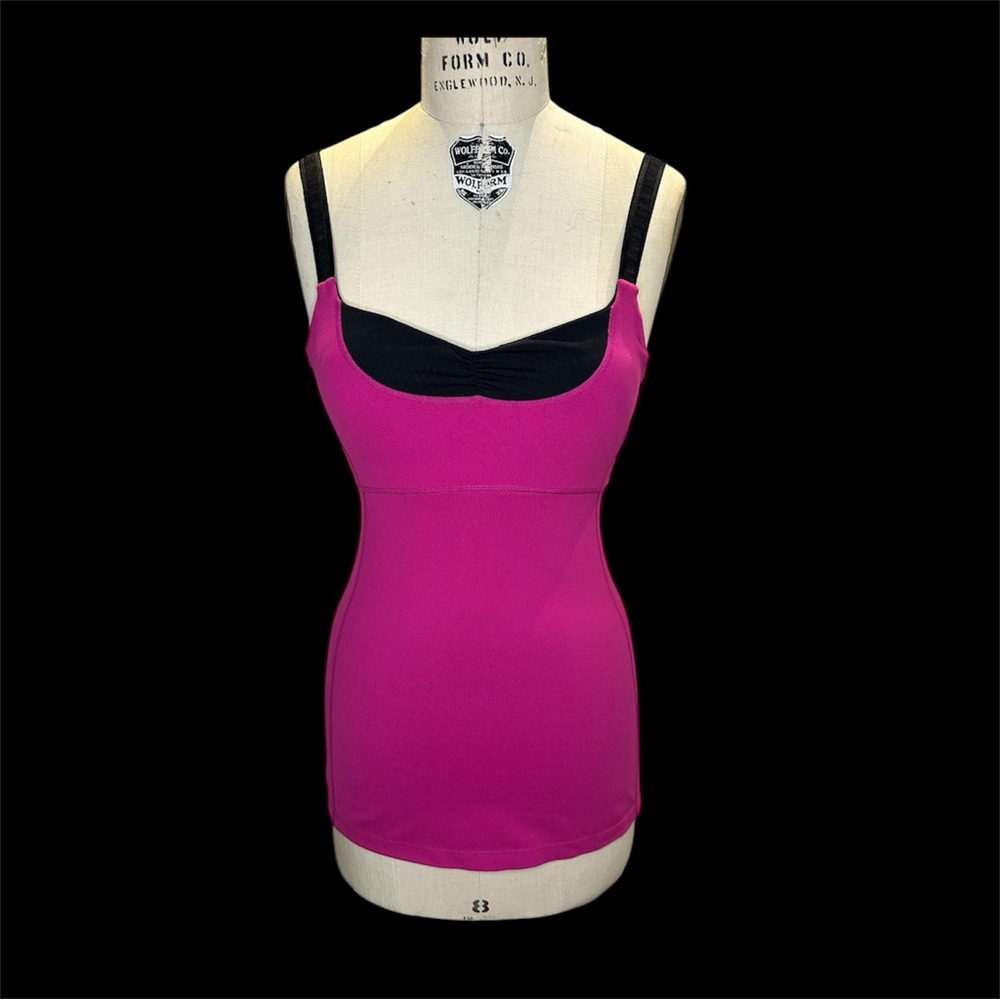 Lululemon Women's Pink and Black Sports Tank Top — Size 6